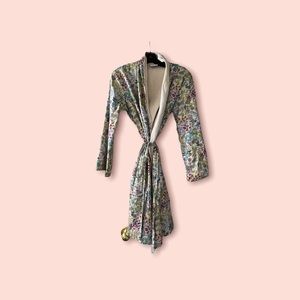 Luxurious terry cloth robe!